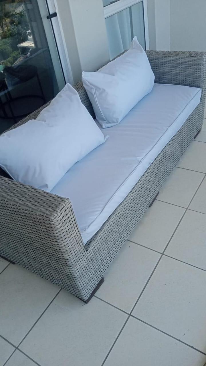 511 Umdloti Resort Beachfront 1Bed Self Catering Apartment Sea View Luaran gambar